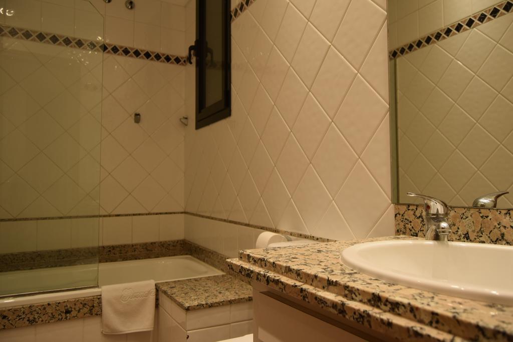Apartments Historic Girona Ngoại thất bức ảnh