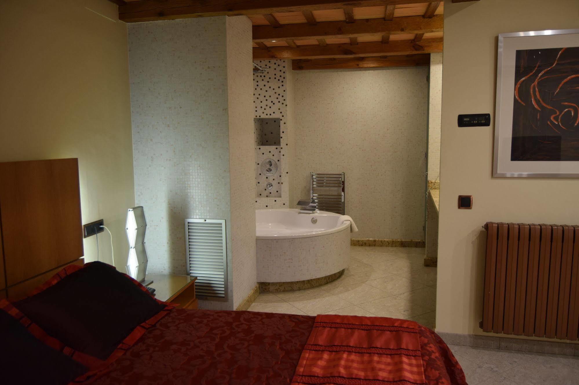 Apartments Historic Girona Ngoại thất bức ảnh